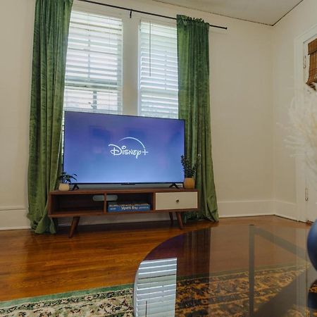 Historic Revival King Bed Midtown Memphis 70 Fast Wifi Free Parking Yes Pets Villa Eksteriør bilde