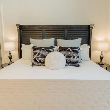 Historic Revival King Bed Midtown Memphis 70 Fast Wifi Free Parking Yes Pets Villa Eksteriør bilde
