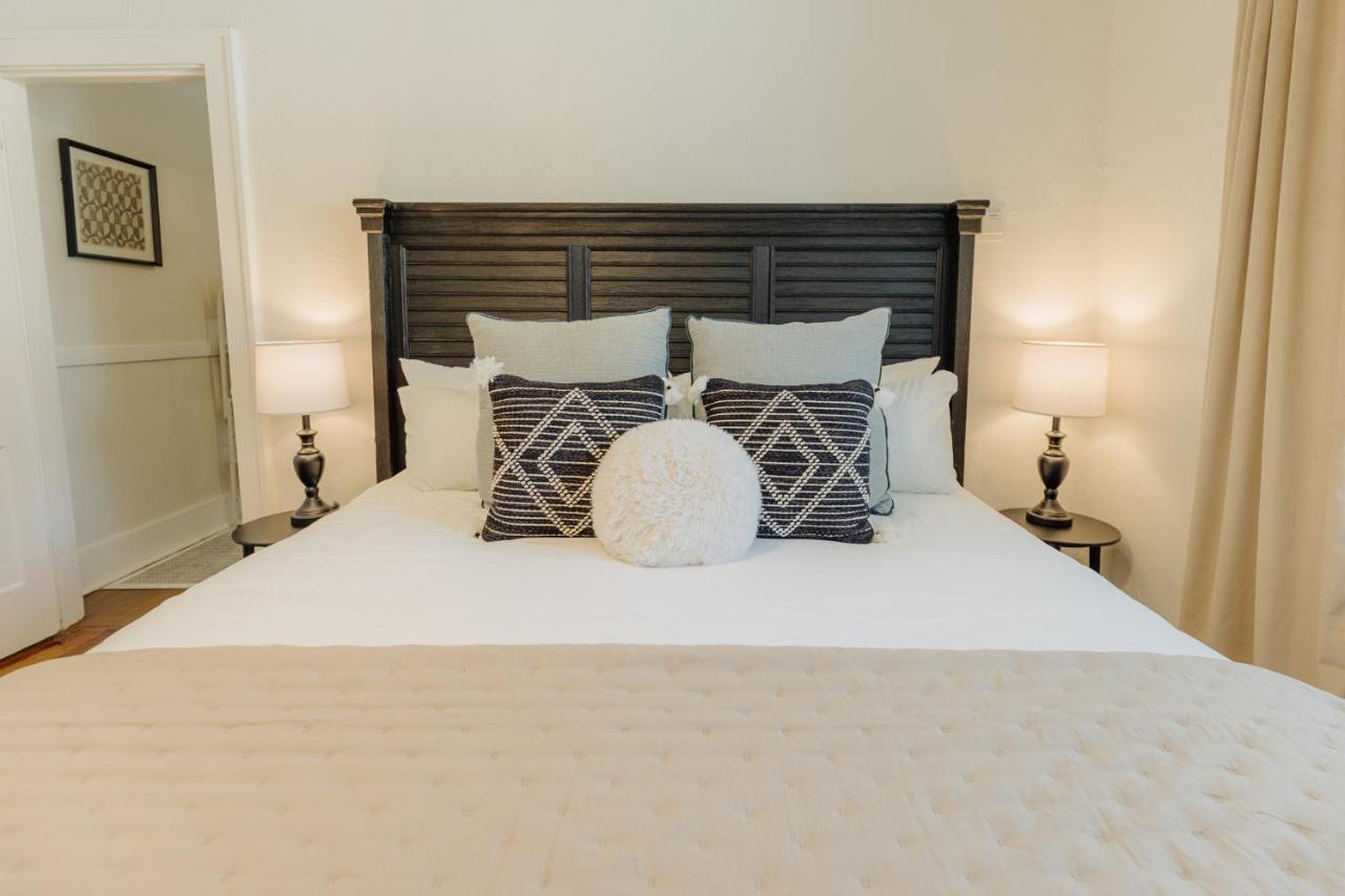 Historic Revival King Bed Midtown Memphis 70 Fast Wifi Free Parking Yes Pets Villa Eksteriør bilde