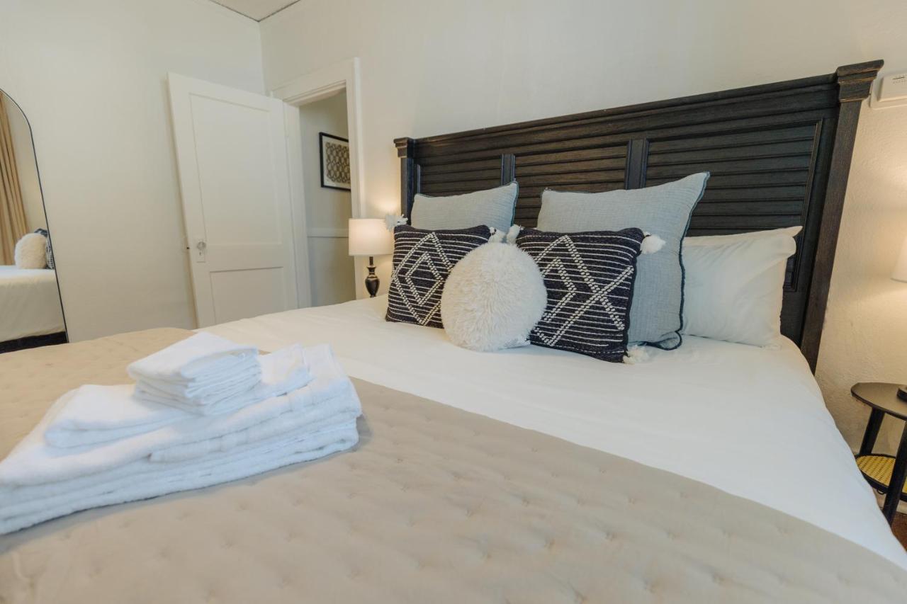 Historic Revival King Bed Midtown Memphis 70 Fast Wifi Free Parking Yes Pets Villa Eksteriør bilde