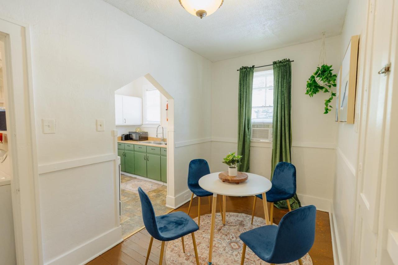 Historic Revival King Bed Midtown Memphis 70 Fast Wifi Free Parking Yes Pets Villa Eksteriør bilde