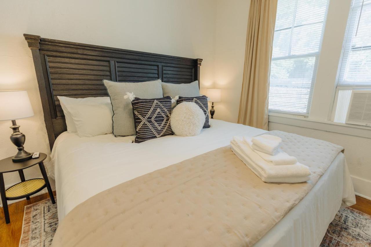 Historic Revival King Bed Midtown Memphis 70 Fast Wifi Free Parking Yes Pets Villa Eksteriør bilde